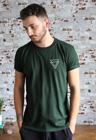 GRAPHIC PRINT 'TRIANGLES' SHORT-SLEEVED T-SHIRT IN GREEN