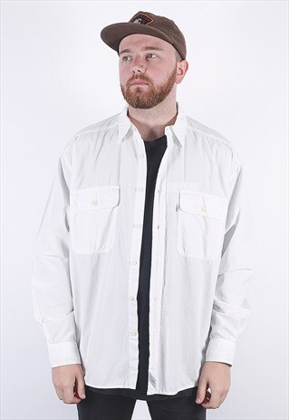 VINTAGE WHITE LEVI'S SHIRT