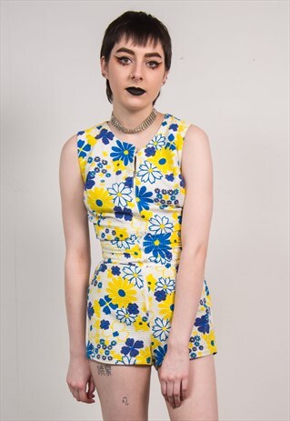 VINTAGE 60'S YELLOW & BLUE FLORAL PRINT SLEEVELESS PLAYSUIT