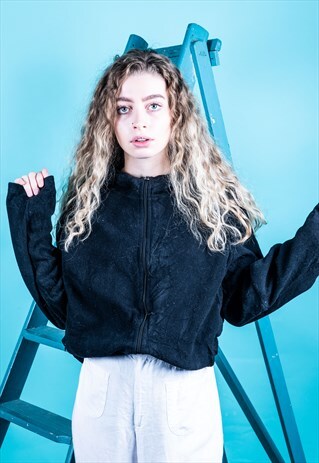 VINTAGE FLEECE IN BLACK WITH HOOD AND A ZIP