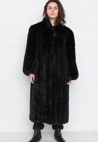 VINTAGE BLACK FAUX FUR COAT