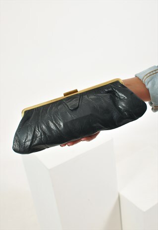 VINTAGE REAL LEATHER CLUTCH IN BLACK