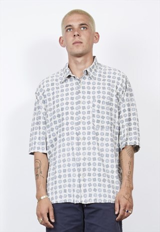 VINTAGE 90'S OFF-WHITE JEWEL PRINT SHIRT