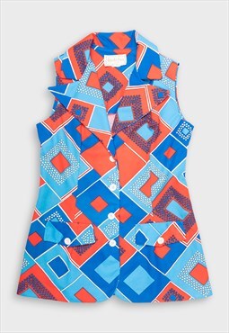 Printed sleeveless blazer