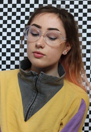 OVAL SUNGLASSES WITH GLITTER LENSES IN CLEAR