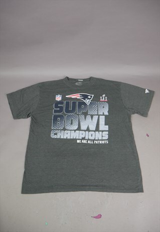 Vintage NFL Patriots Super Bowl Graphic T-Shirt in Grey