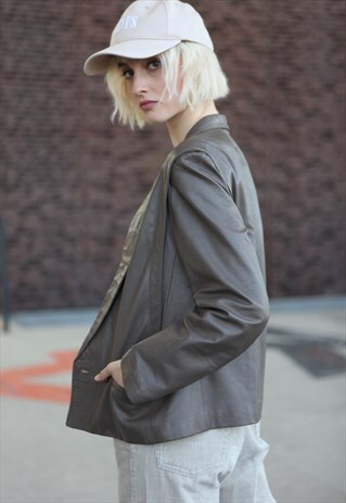 VINTAGE 90'S LEATHER BLAZER JACKET IN BEIGE
