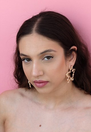 GOLD STAR EARRINGS
