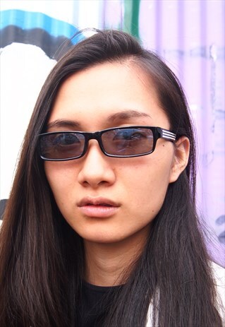 BLACK FRAME 90S SMALL SUNGLASSES