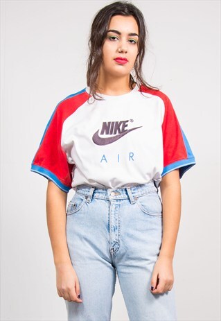 VINTAGE 90'S WHITE NIKE AIR T-SHIRT