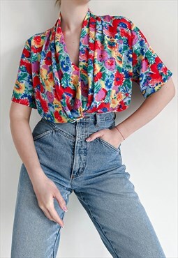 Vintage 80s Deep V-neck Bold Floral Office Short Sleeve Top