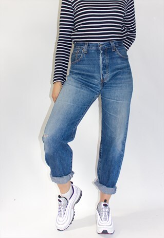 VINTAGE DISTRESSED 501 BOYFRIEND FIT JEANS