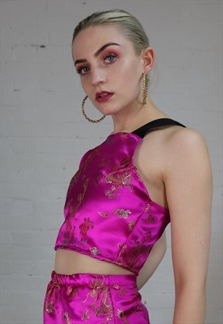 EMBROIDERED DRAGON CROP IN PINK