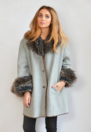 VINTAGE 1990S OVERSIZED BLUE COAT FAUX FUR COLLAR
