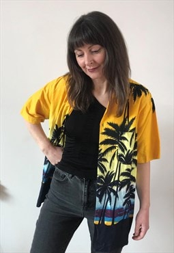 Vintage 90s Yellow & Black Hawaiian shirt