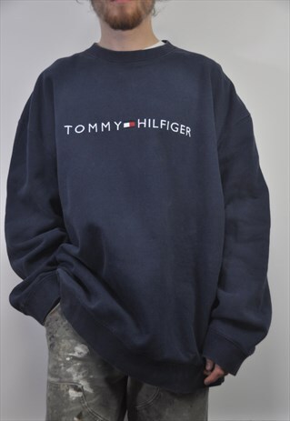 VINTAGE 00S TOMMY HILFIGER EMBROIDERED SWEATSHIRT CREWNECK