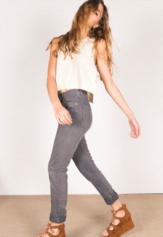 VINTAGE 80S LEVI'S 501 SLIM FIT /AVELINASREWORKS/ C810