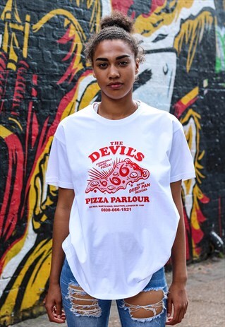TSHIRT IN WHITE ORGANIC COTTON WITH RED PIZZA GRAPHIC