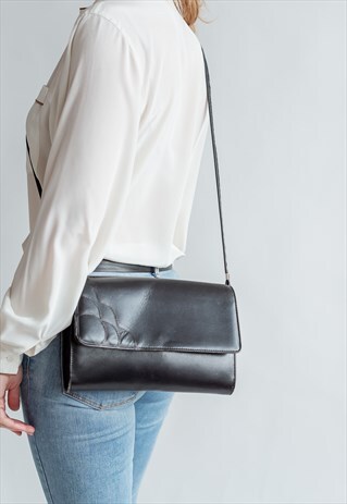VINTAGE 80S MINIMAL CLUTCH SHOULDER BAG