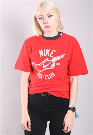 VINTAGE NIKE T-SHIRT
