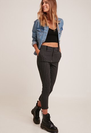SUBDUED TROUSERS WITH BUTTON