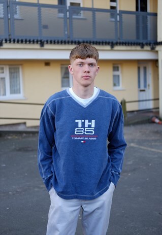 90S VINTAGE TOMMY HILFIGER JUMPER