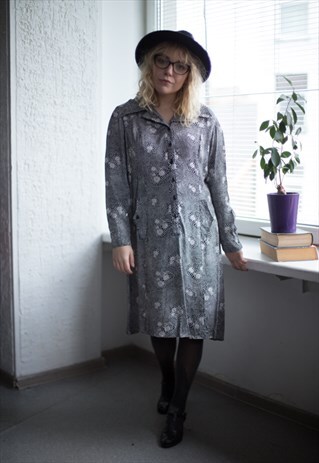 VINTAGE BLACK/WHITE PATTERNED LONG SLEEVED DRESS