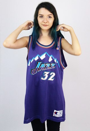 VINTAGE 90'S UNISEX KARL MALONE BASKETBALL JERSEY