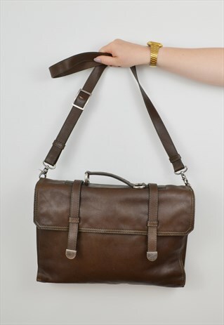 LEATHER MESSENGER BAG