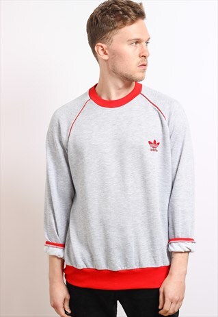 VINTAGE ADIDAS SWEATSHIRT