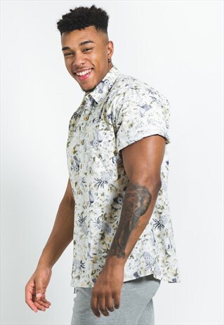 VINTAGE 80S HAWAIIAN SHORT SLEEVE SHIRT / S6822