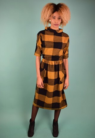 VINTAGE 90'S CHECKED WOOL DRESS