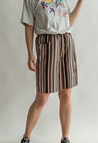 VINTAGE 80S STRIPE SHORTS IN STRAIGHT FIT