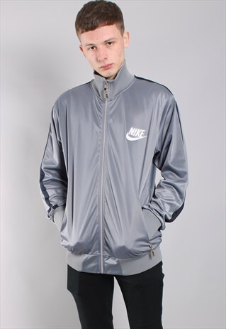 VINTAGE NIKE TRACK JACKET