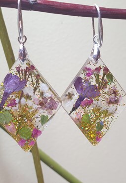 Handmade dried flower crystal  earrings