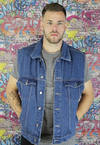 DARK BLUE WRANGLER VINTAGE SLEEVELESS DENIM JACKET. UNISEX.
