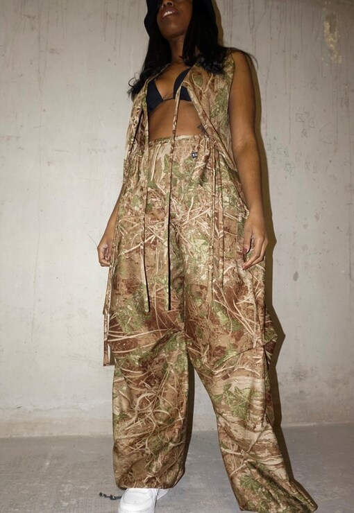 garment image