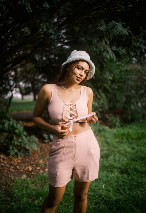 garment image