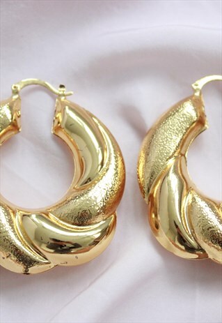GOLD CHUNKY GOLD HOOPS EARRINGS