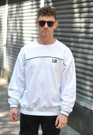 VINTAGE 90S FILA SWEATER