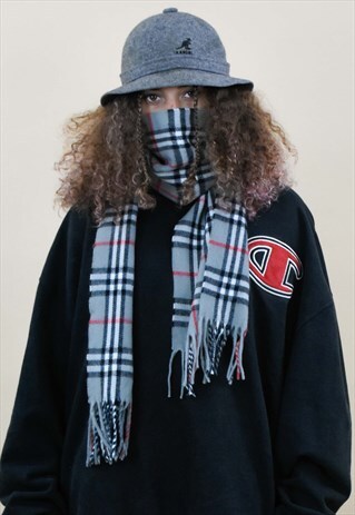 VINTAGE GREY BURBERRY NOVA CHECK WOOL WINTER SCARF