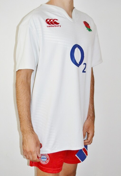 garment image