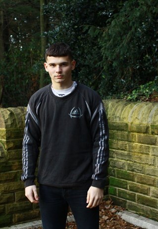 VINTAGE BLACK ADIDAS SWEATSHIRT