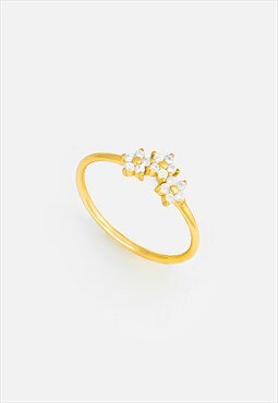 Women's Cluster Ring With Three Small Flowers - Gold
