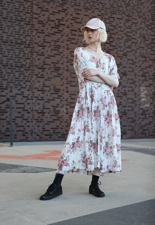 VINTAGE 90'S OVERSIZE FLORAL PATTERN MIDI DRESS IN MULTI