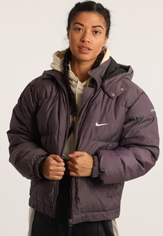 VINTAGE NIKE PADDED JACKET