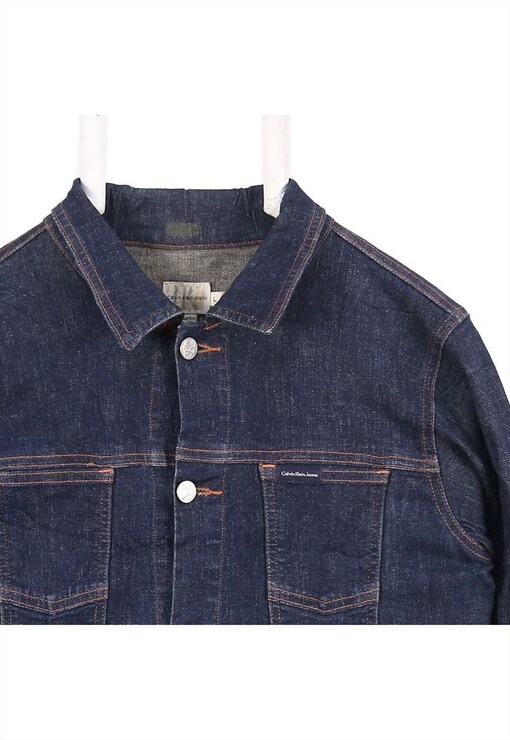garment image