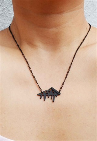 BLACK CLOUD NECKLACE