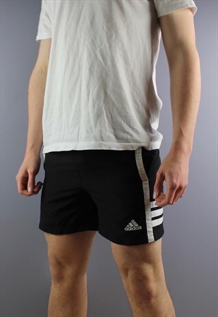 VINTAGE ADIDAS SHORTS IN BLACK WITH POCKETS, EMBROIDERED LOG