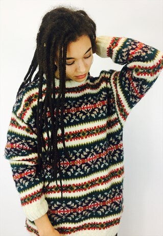 VINTAGE WOOL CHUNKY KNITTED JUMPER